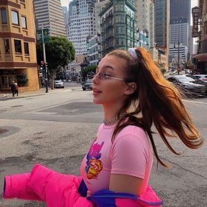 Emma chamberlain angel baby tee